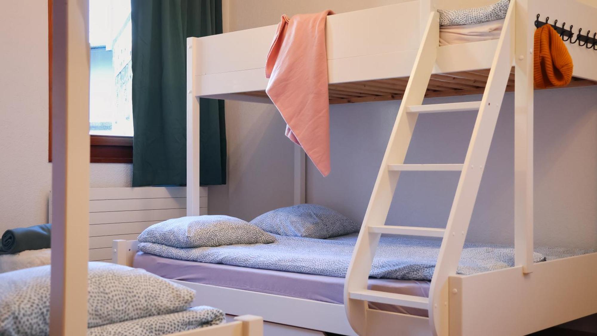 הוסטל Champéry Backpacker Le Petit Baroudeur מראה חיצוני תמונה
